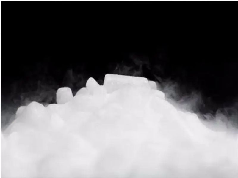 西安工業(yè)氣體公司干冰各行各業(yè)用途及注意事項(xiàng)有哪些？